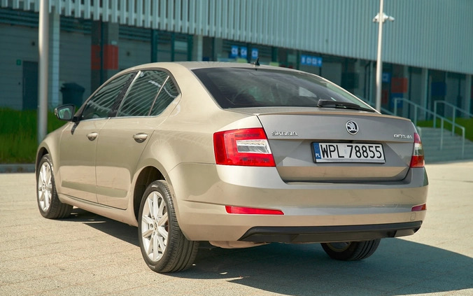 Skoda Octavia cena 51900 przebieg: 199000, rok produkcji 2016 z Płock małe 781